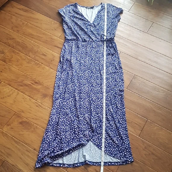 Rebel Sugar Women's Dark Blue and White Flower Faux Wrap Dress Size XL - Picture 5 of 13
